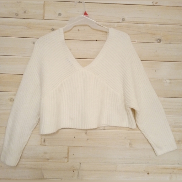 💕 Oversized white crop sweater - Picture 5 of 7